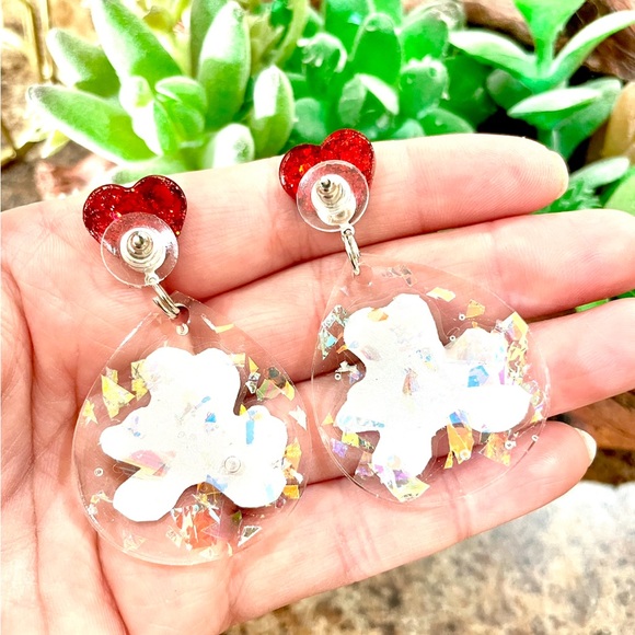 Mickey Mouse Acrylic Earrings - Picture 4 of 4